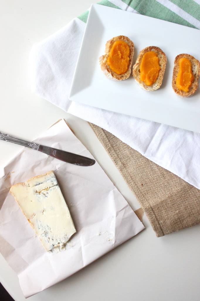 creamed butternut squash blue cheese honey crostini keys to the cucina 1