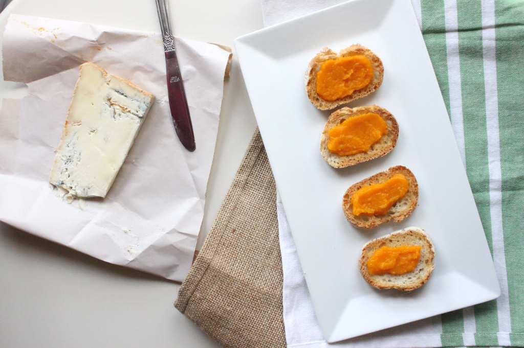 creamed butternut squash blue cheese honey crostini keys to the cucina 2