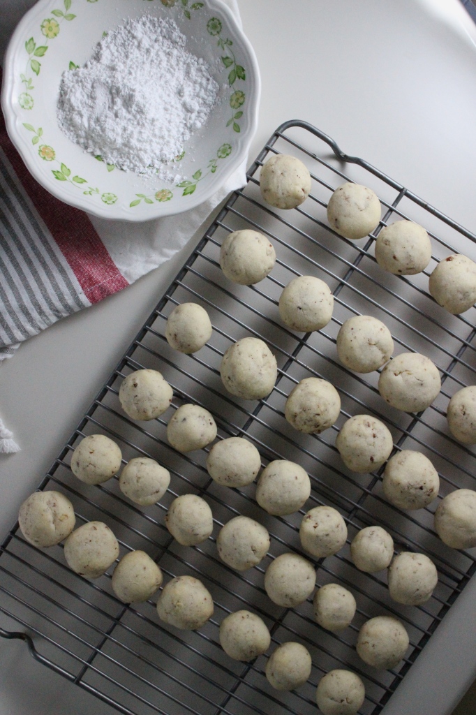 italian wedding cake cookies keys to the cucina 3