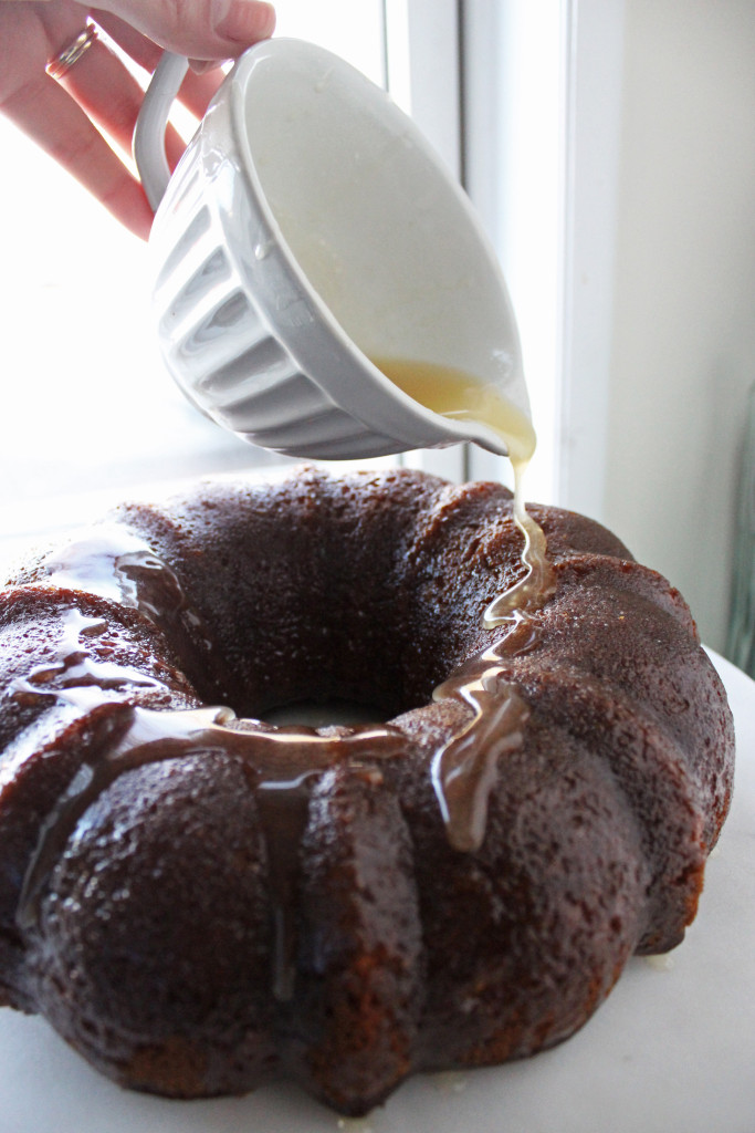 whiskey cake www.keystothecucina.com 2