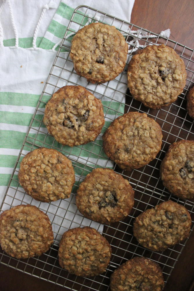 The Ultimate Oatmeal Raisin Cookies 