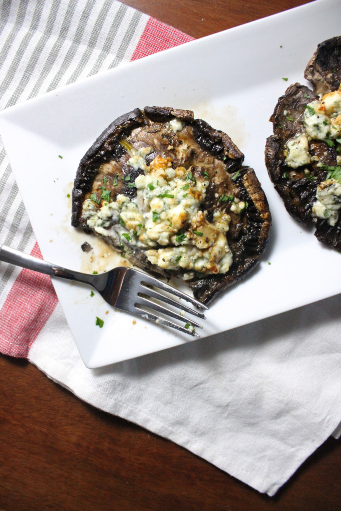 portobello mushrooms stuffed blue cheese keystothecucina.com 1_edited-2